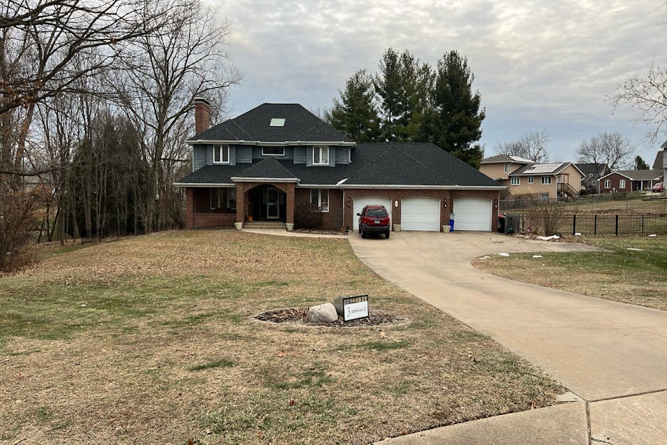 3 Woodview Ct Washington, IL 61571, Tazewell County