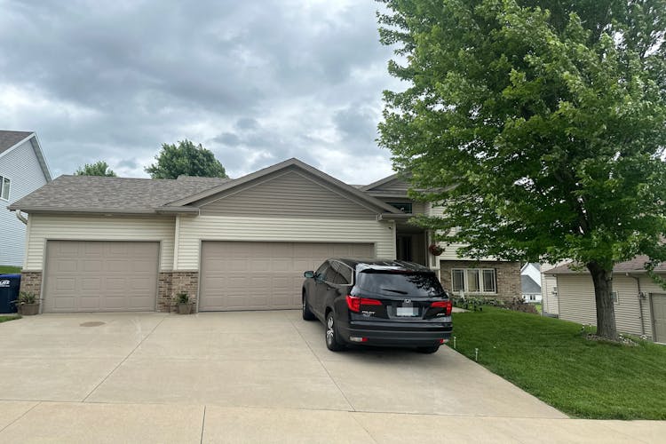 6032 Portsmouth Dr NW Rochester, MN 55901, Olmsted County