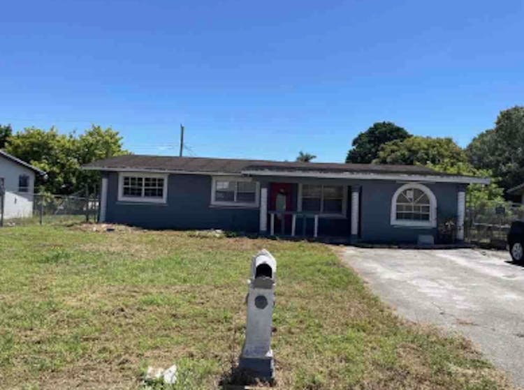 933 Se 2nd Street Belle Glade, FL 33430, Palm Beach County