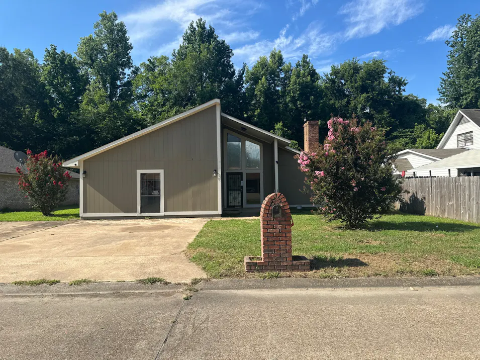 2564 Fox Chase Dr Greenville, MS 38701, Washington County