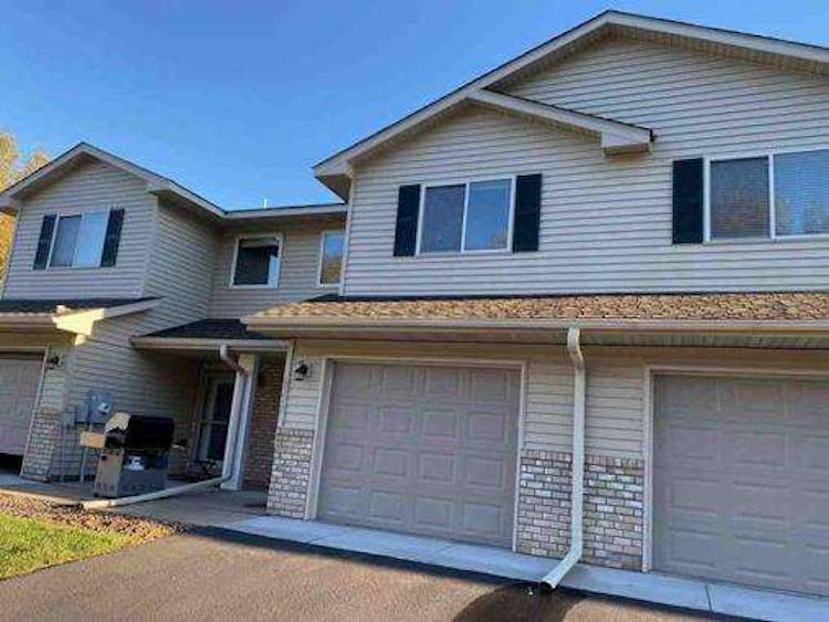 6372 13th St N Oakdale, MN 55128, Washington County