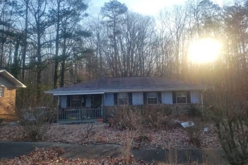 900 Plainville Dr SW Atlanta, GA 30331, Fulton County