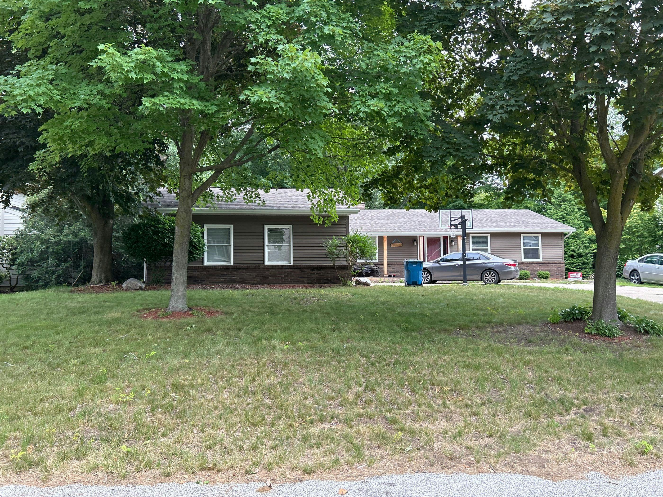 Terrace Rd, Spring Lake, MI 49456