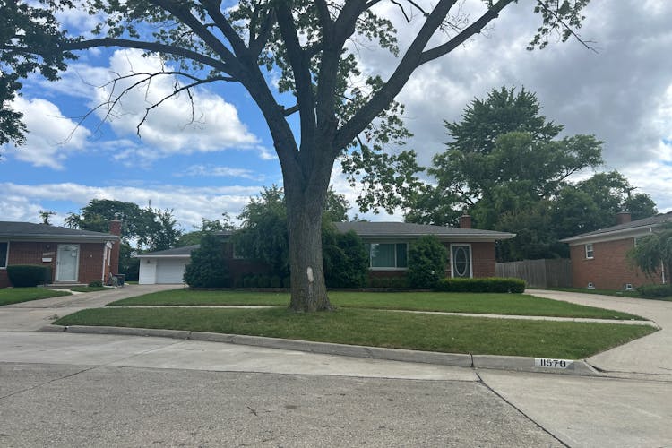 11570 Gerald Dr Warren, MI 48093, Macomb County