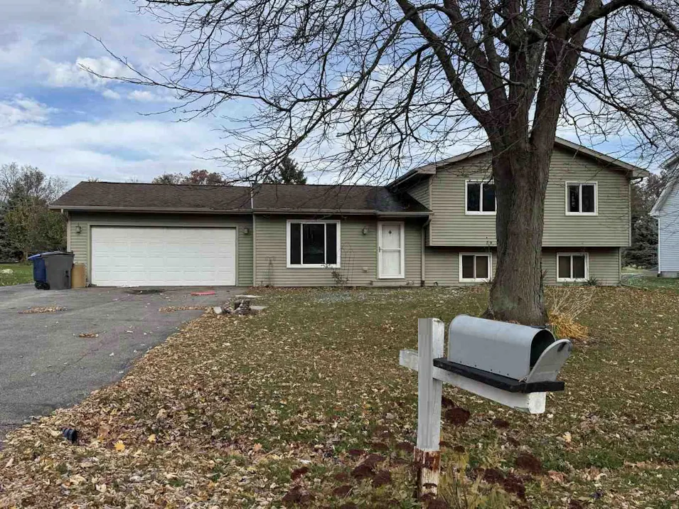 12645 Willow Ln Genoa, IL 60135, Dekalb County