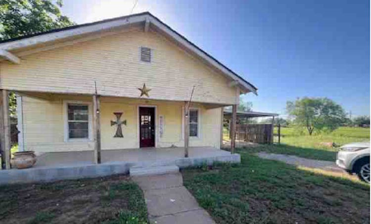 603 Pine St Colorado City, TX 79512, Mitchell County