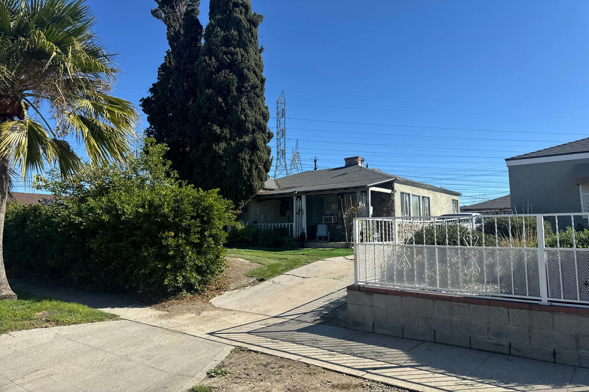Farmdale Ave, North Hollywood, CA 91606