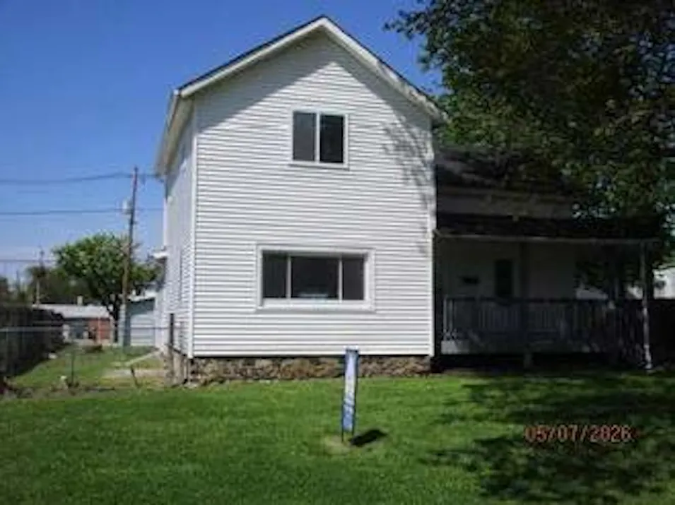 6627 E Berrien St Eau Claire, MI 49111, Berrien County