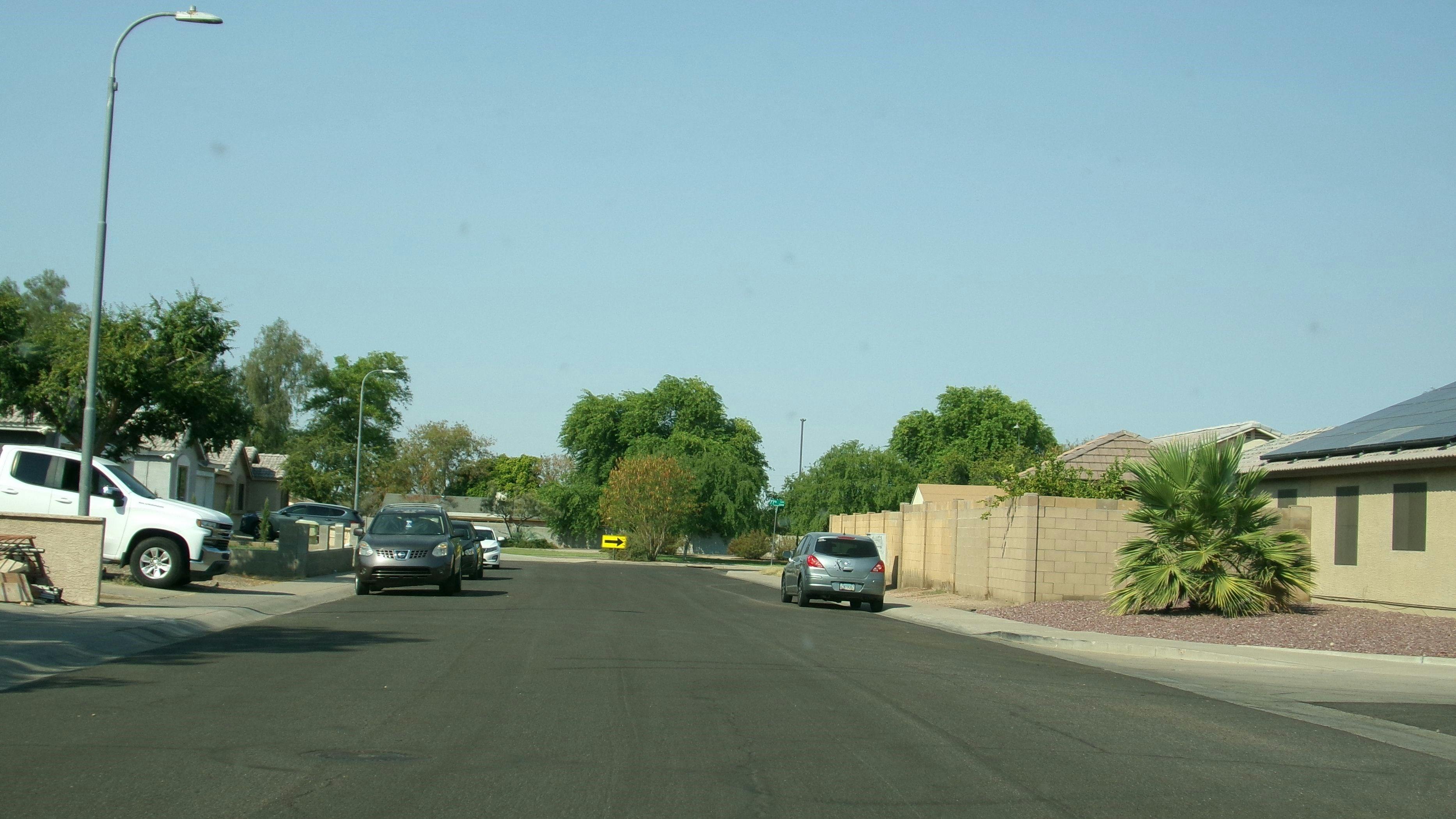 77th Dr, Glendale, AZ 85303