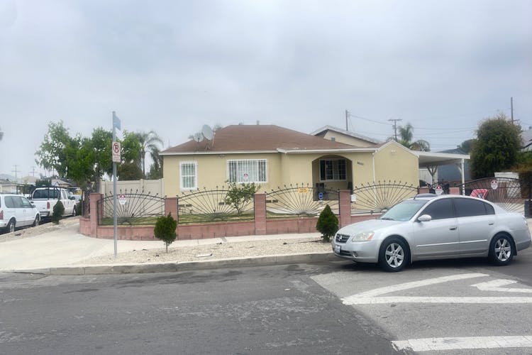 10827 Cantlay St Sun Valley, CA 91352, Los Angeles County