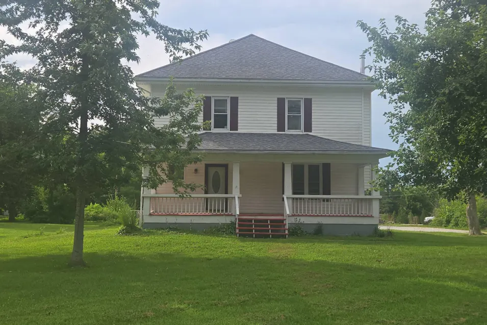 312 W Milton St New Florence, MO 63363, Montgomery County