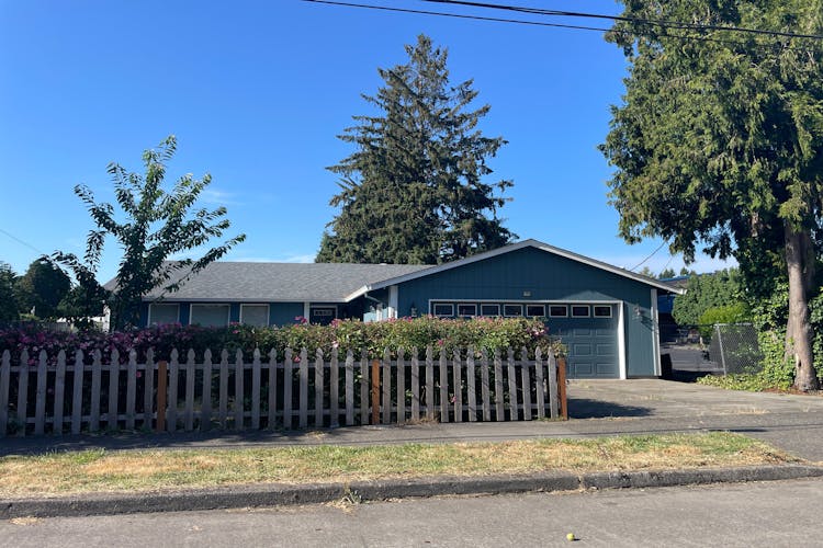 303 Barnes St Kelso, WA 98626, Cowlitz County