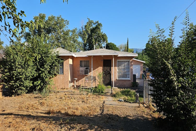 2220 Darby St San Bernardino, CA 92407, San Bernardino County