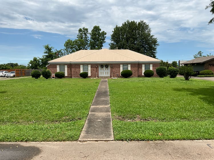 21 Bonda Dr Greenville, MS 38701, Washington County