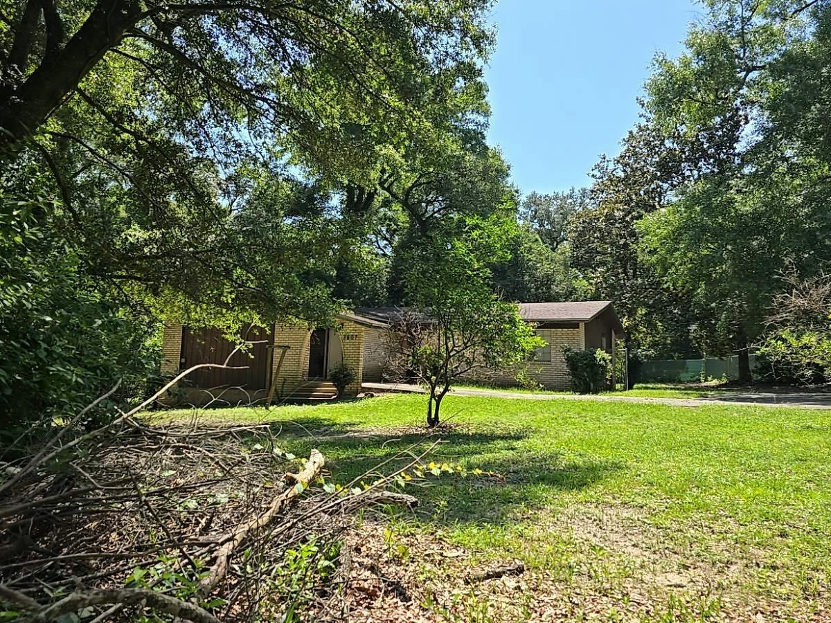 Idlewood Dr, Pensacola, FL 32505