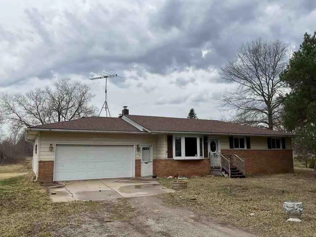 Andrews Rd, Richmond, MI 48062