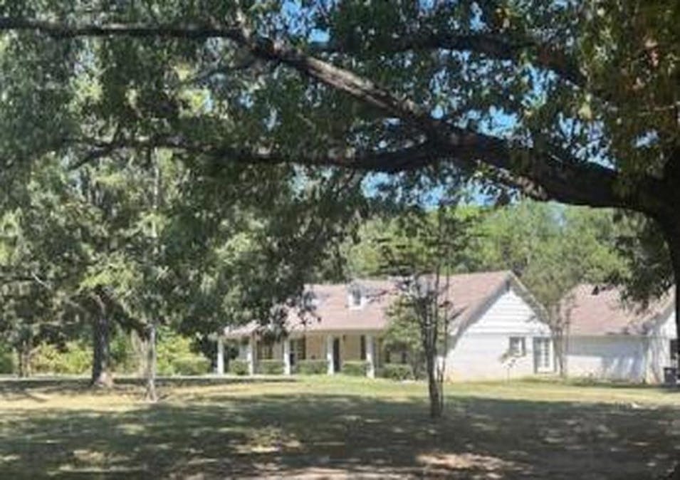 223 County Road 178 Okolona, MS 38860, Chickasaw County