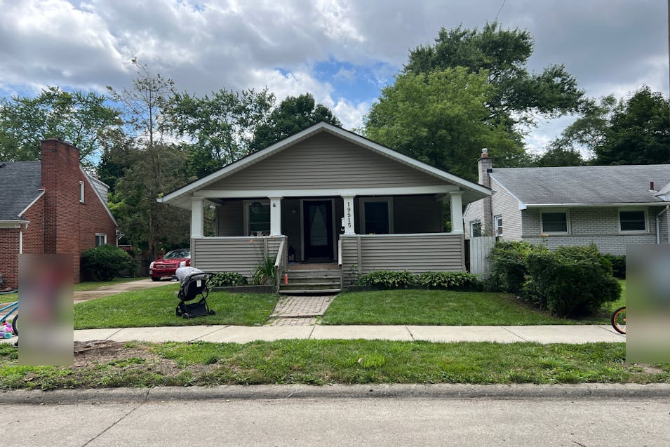 19515 Garfield Redford, MI 48240, Wayne County