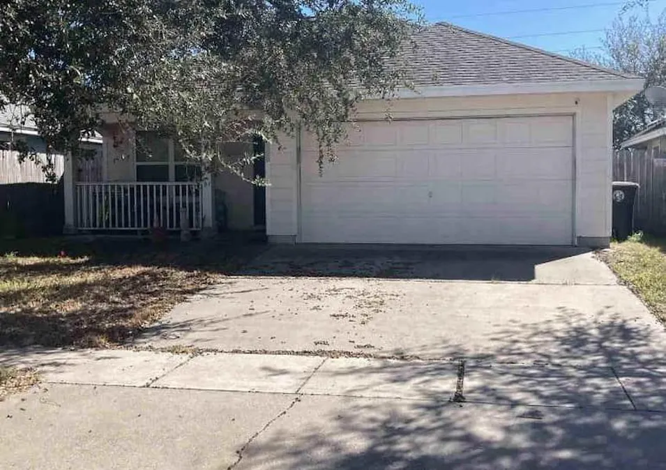 2205 Oak Crest Ct Corpus Christi, TX 78418, Nueces County