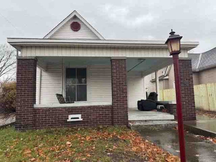 2045 N 9th St Terre Haute, IN 47804, Vigo County