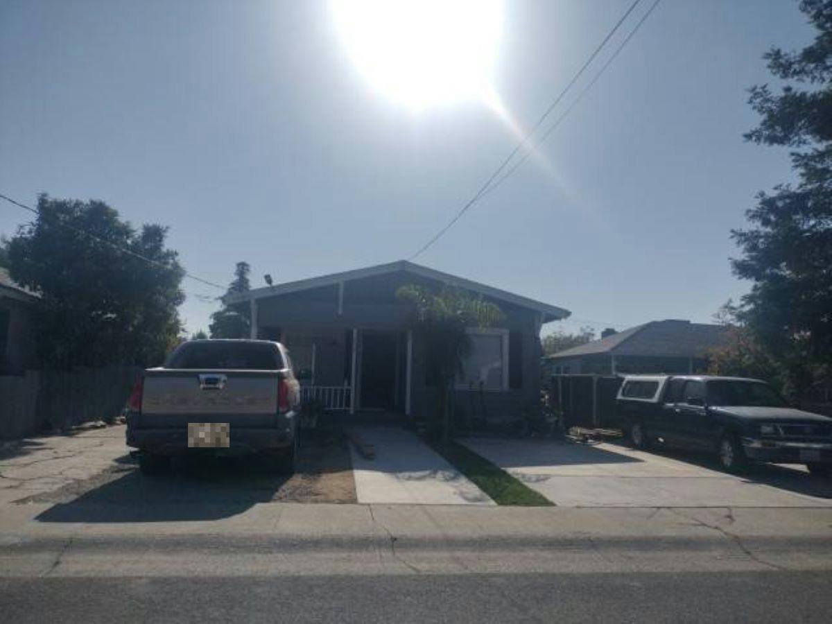 Roselawn Ave, Stockton, CA 95204