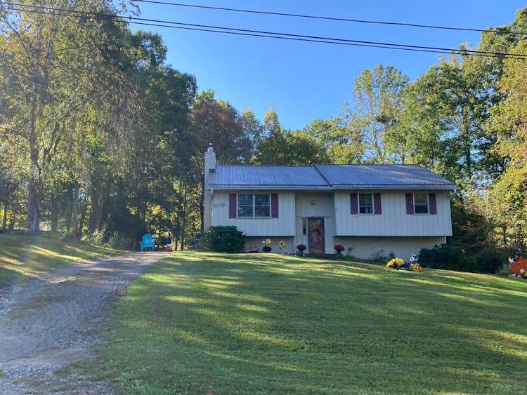 124 Oak Ridge Drive Mount Airy, NC 27030, Surry County