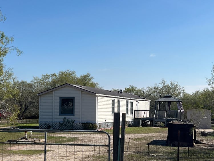 9692 County Road 301 Mathis, TX 78368, San Patricio County