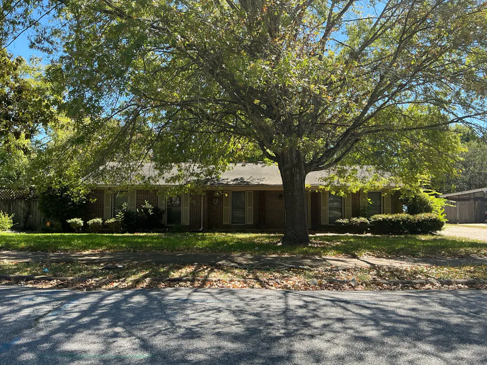 4360 White Acres Rd Montgomery, AL 36106, Montgomery County