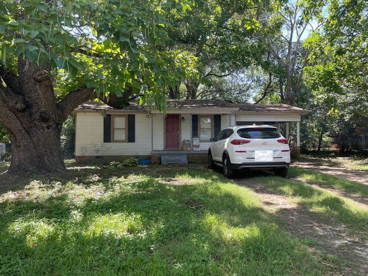 305 Bowers Street Lindale, TX 75771, Smith County