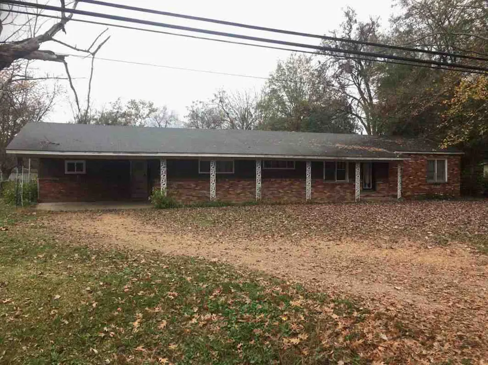 636 N Bayou Ave Cleveland, MS 38732, Bolivar County