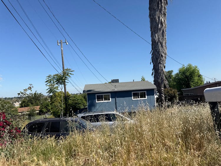 72 Seaman Dr Oakdale, CA 95361, Stanislaus County