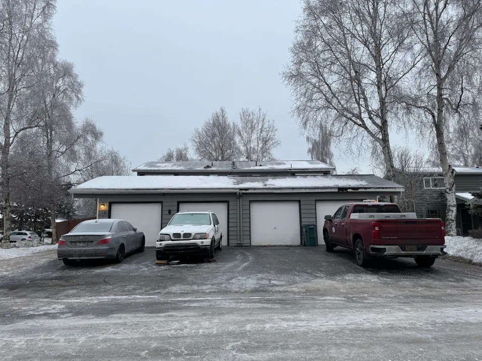3340 Wiley Post Loop Anchorage, AK 99517, Anchorage County