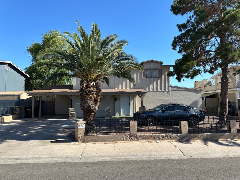 8229 W Weldon Ave Phoenix, AZ 85033, Maricopa County