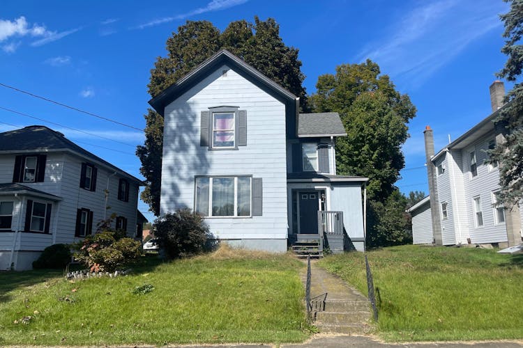 230 Poplar St Towanda, PA 18848, Bradford County