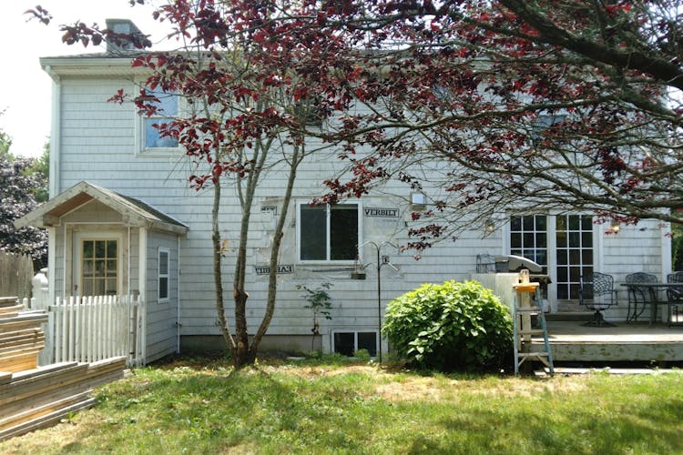 45 Crossings Court Portsmouth, RI 02871, Newport County