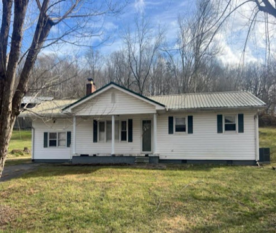 110 Noe St Surgoinsville, TN 37873, Hawkins County