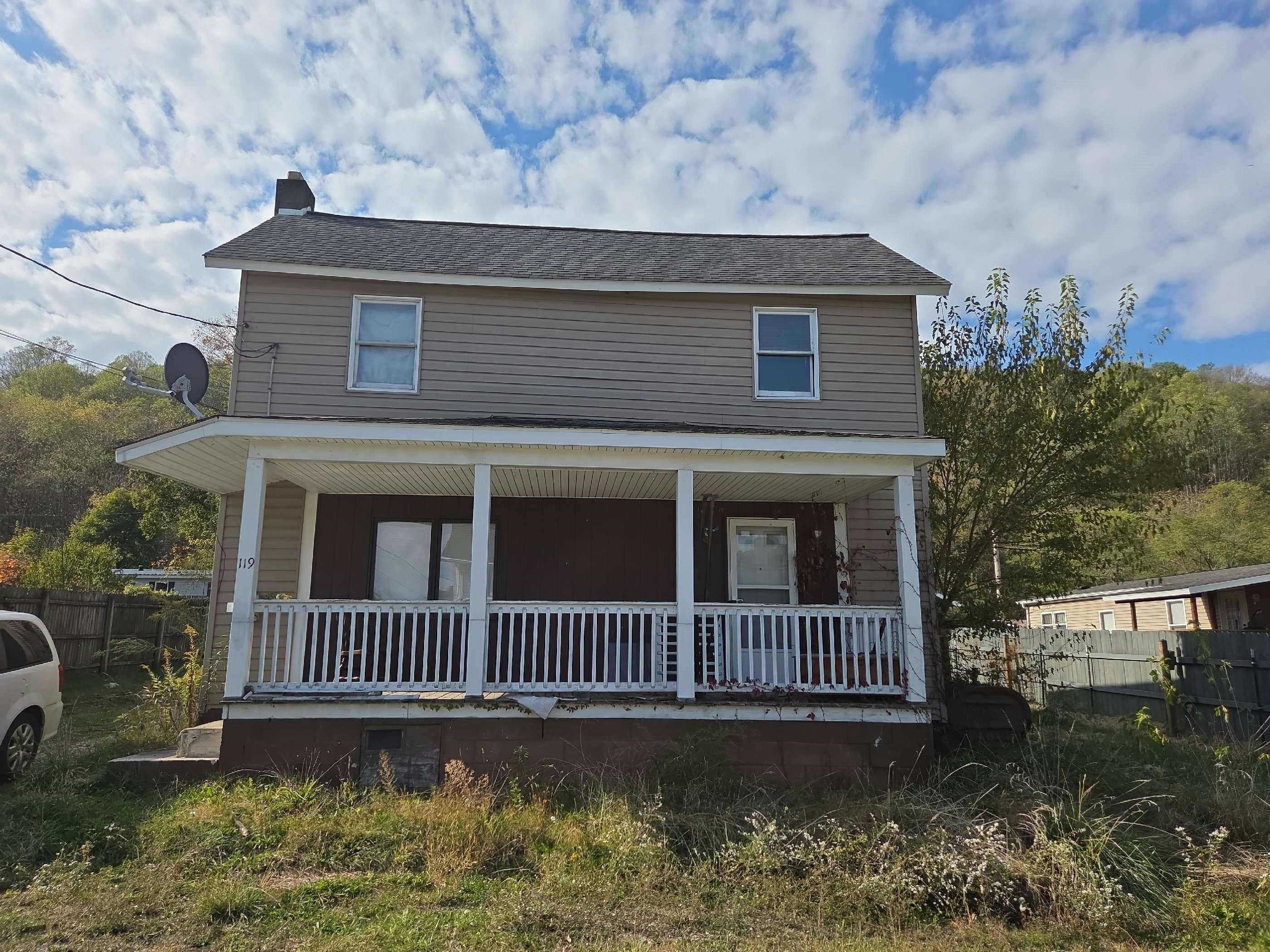 Center St, Bolivar, PA 15923