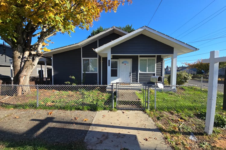 1314 S 4th Ave Kelso, WA 98626, Cowlitz County