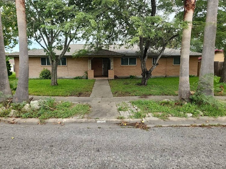 3214 Casa De Palmas Dr Corpus Christi, TX 78411, Nueces County