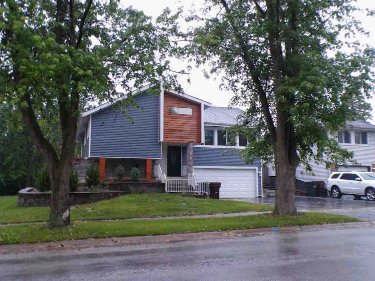 3307 Fountainbleau Dr Hazel Crest, IL 60429, Cook County