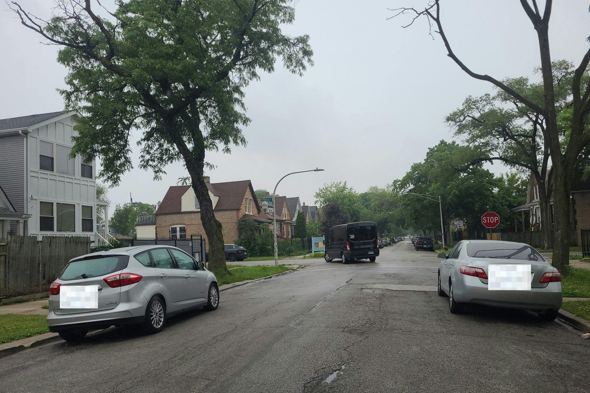 Saint Louis Ave, Chicago, IL 60624