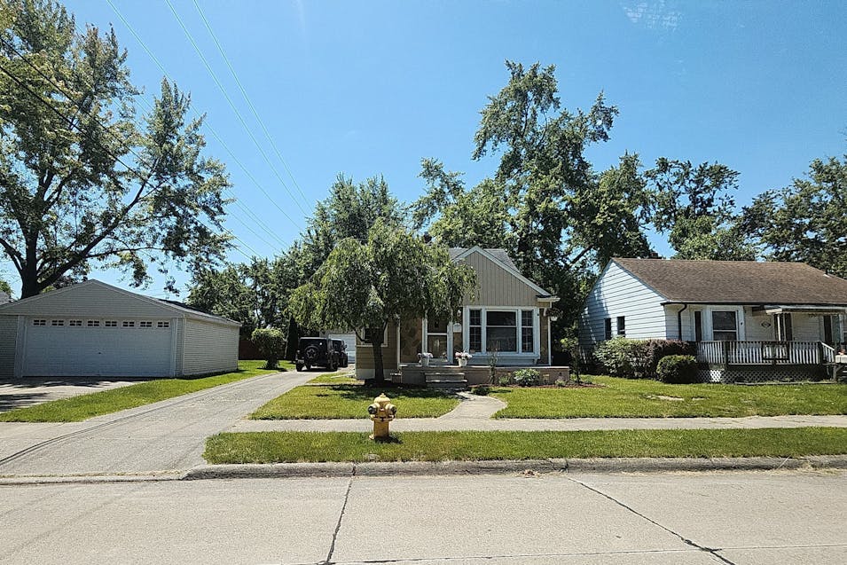 1559 Cambridge Rd Berkley, MI 48072, Oakland County