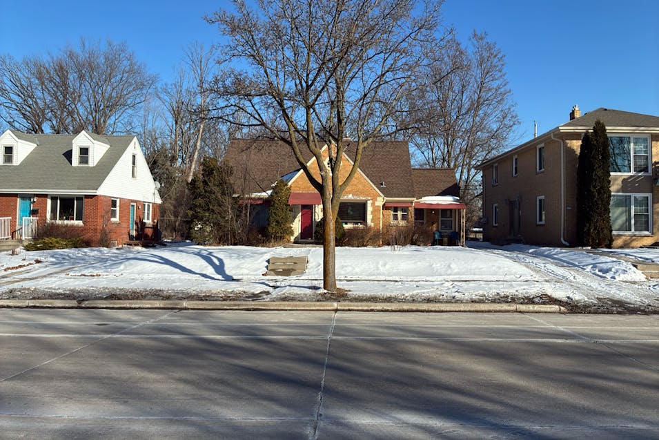 3366 S 35th St Milwaukee, WI 53215, Milwaukee County