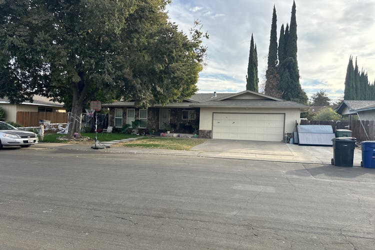 1312 Marymar Dr Modesto, CA 95355, Stanislaus County