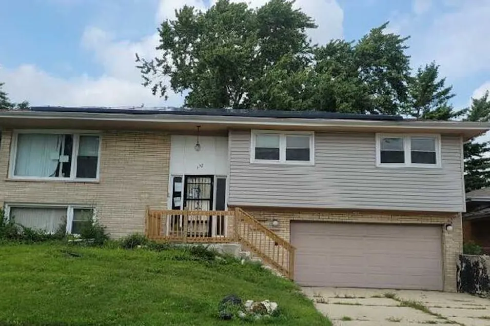 432 E. 168th Place South Holland, IL 60473, Cook County