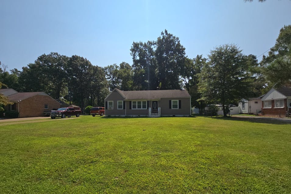 530 Hoke Dr Petersburg, VA 23805, Petersburg City County