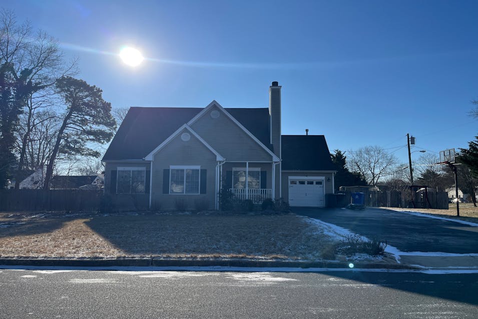 333 Atlantis Ave Manahawkin, NJ 08050, Ocean County