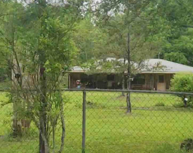 25 Henry Rd Foxworth, MS 39483, Marion County