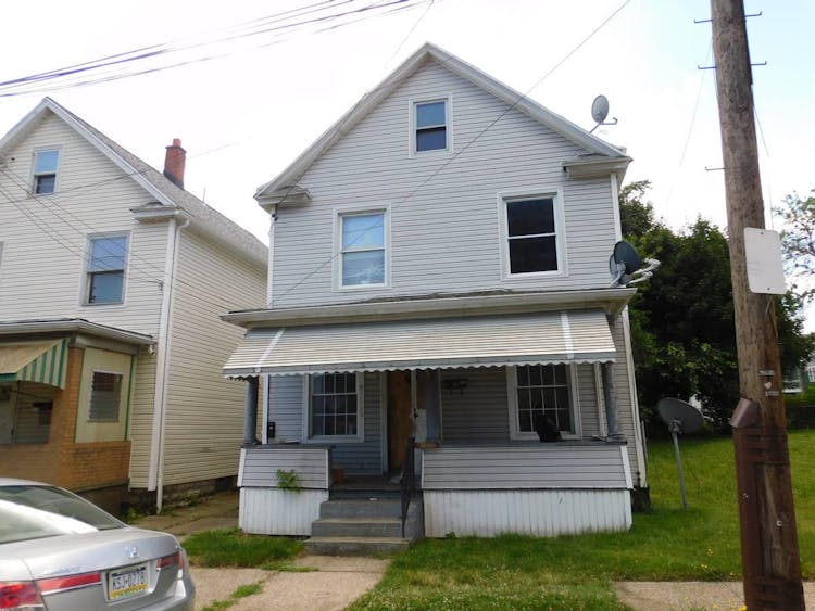 1033 Polk Str Erie, PA 16503, Erie County