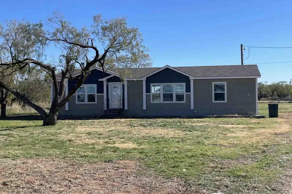 117s Cedar St Trent, TX 79561, Taylor County